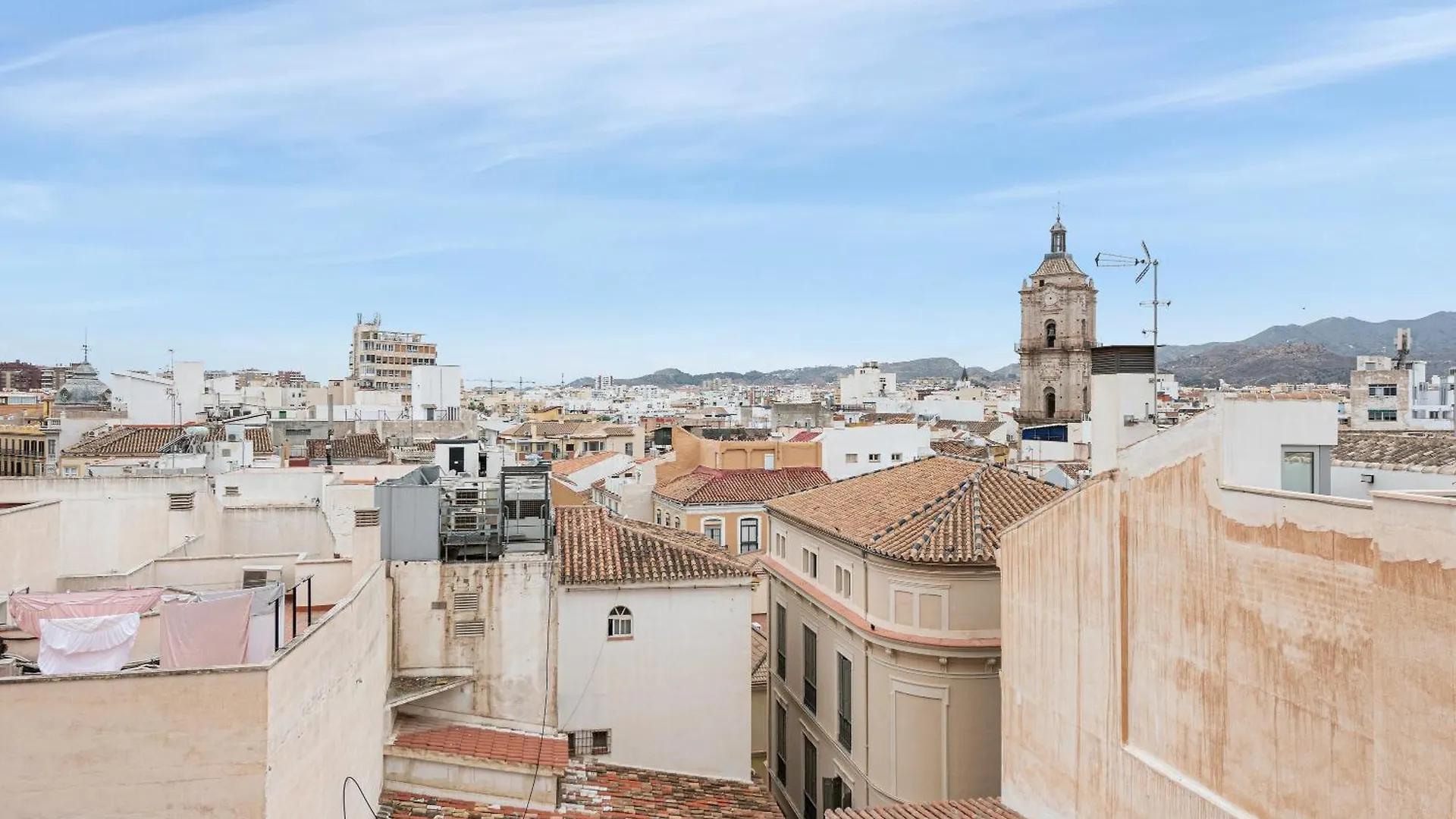 Estudios Larios 9 Málaga